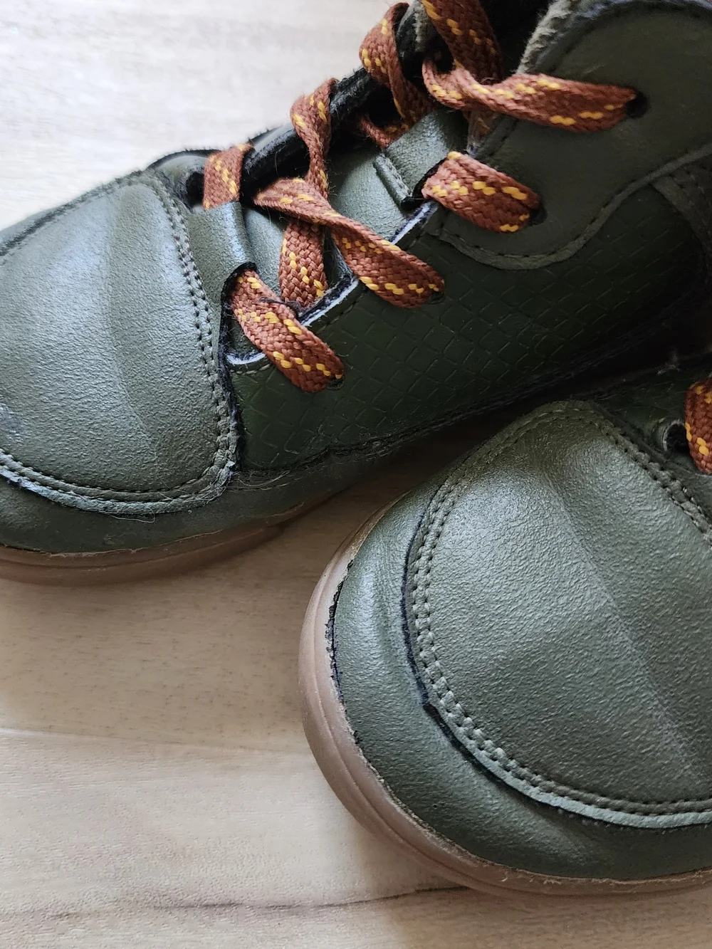 OshKosh B'Gosh Toddler Boys Castle Fashion Boots Size 11 M Dark Green